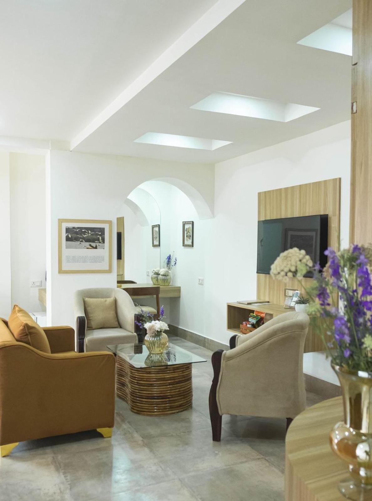 Hotel Lake Shilloi Dimāpur Extérieur photo