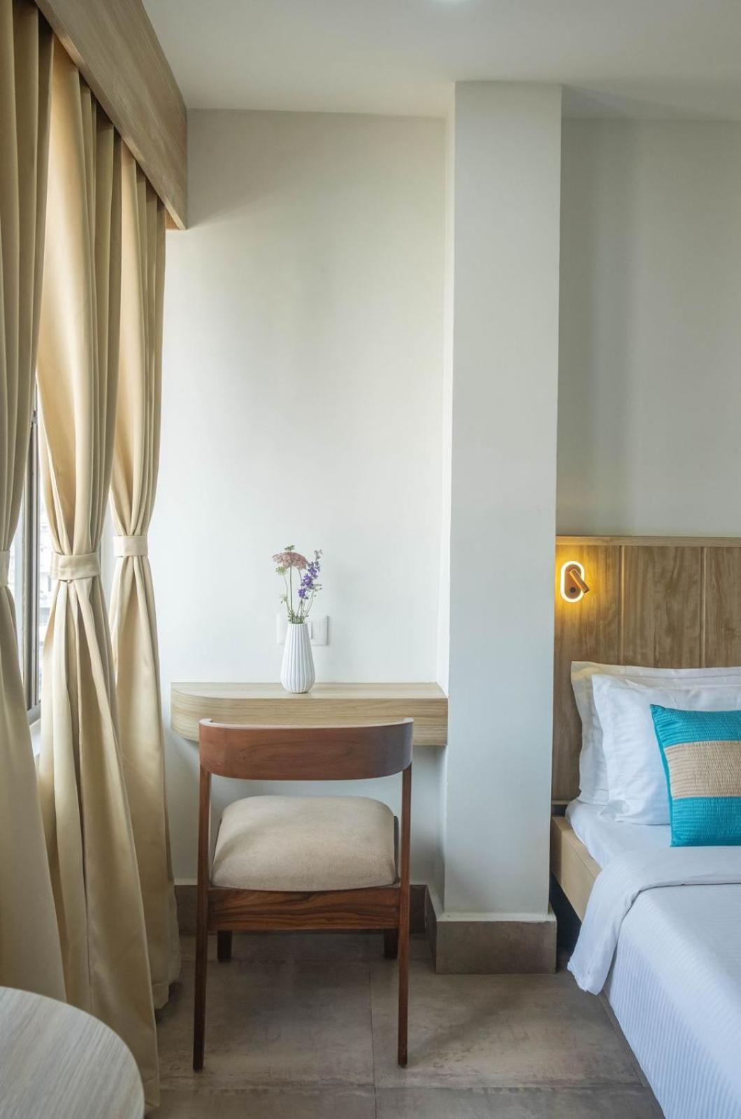 Hotel Lake Shilloi Dimāpur Extérieur photo