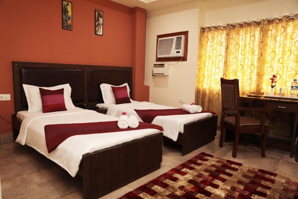 Hotel Lake Shilloi Dimāpur Extérieur photo